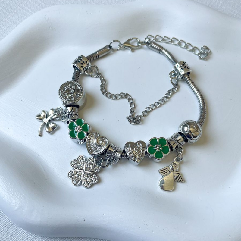 Pulseira inspiração Pandora com fecho